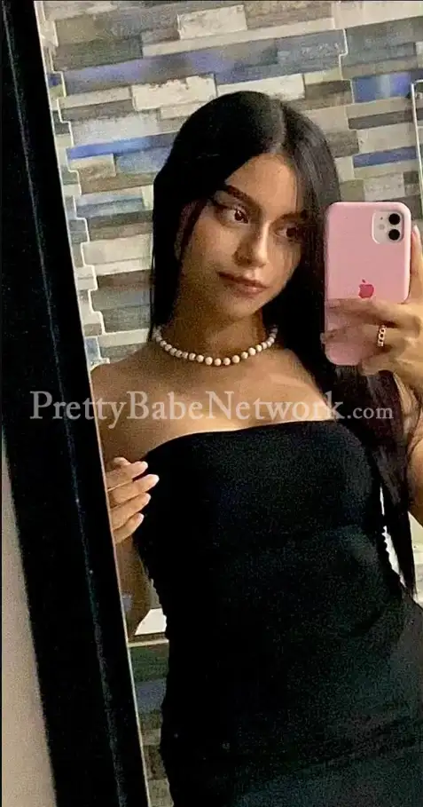 Meghna—A College Girl in Santacruz to Get Affordable Escort Services